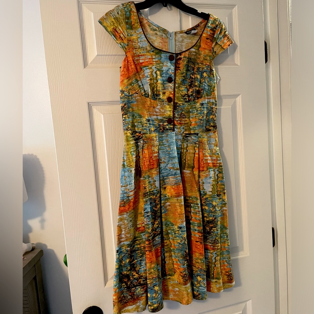 ModCloth Retrolicious fall watercolor scene dress, size medium